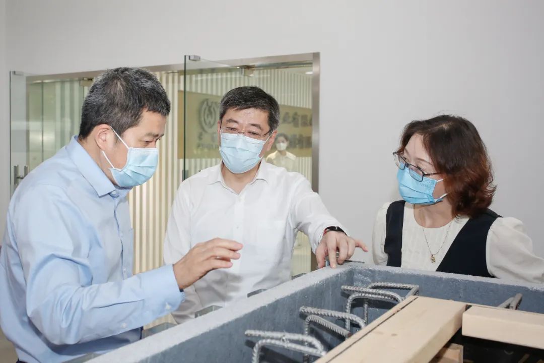 傾聽企業(yè)訴求，共謀發(fā)展良策——金山區(qū)委書記劉健深入新型建筑材料制造企業(yè)開展調(diào)查研究